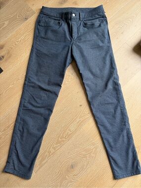 lululemon athletica Men's ABC Slim Tech Textured Canvas Heathered Blue Pants